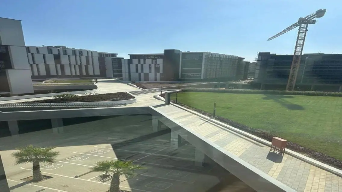 عقار مميز في قلب المدينة بسعر مناسب