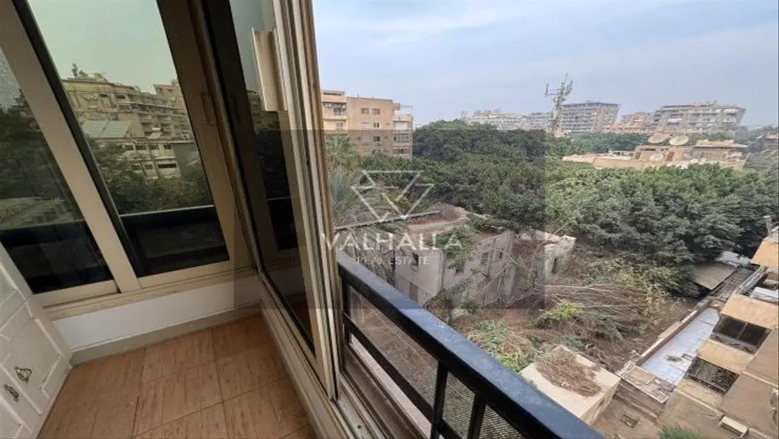 شقة فاخرة مع إطلالة على البحيرات