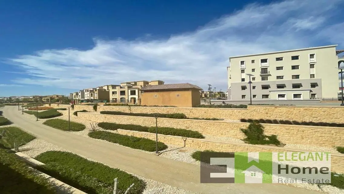 Luxury Apartment for Sale in Mivida for 18,500,000 EGP