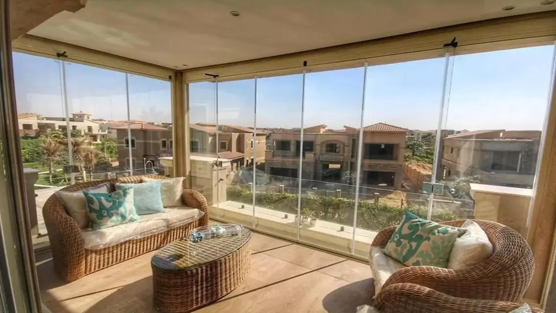 Your Dream Villa at Swan Lake