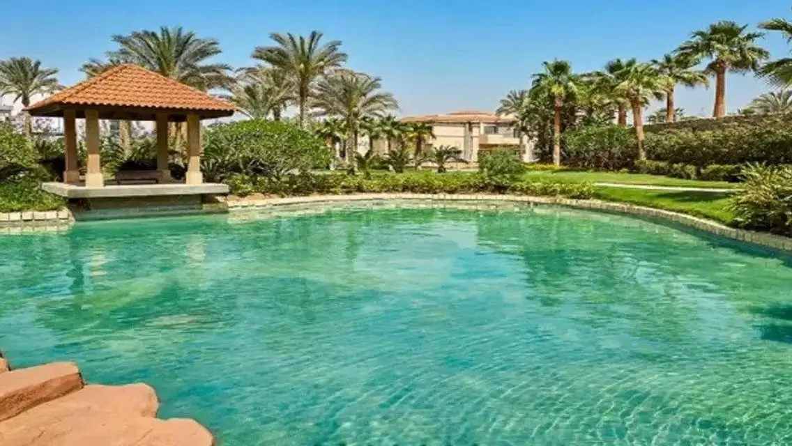 Your Dream Villa at Swan Lake