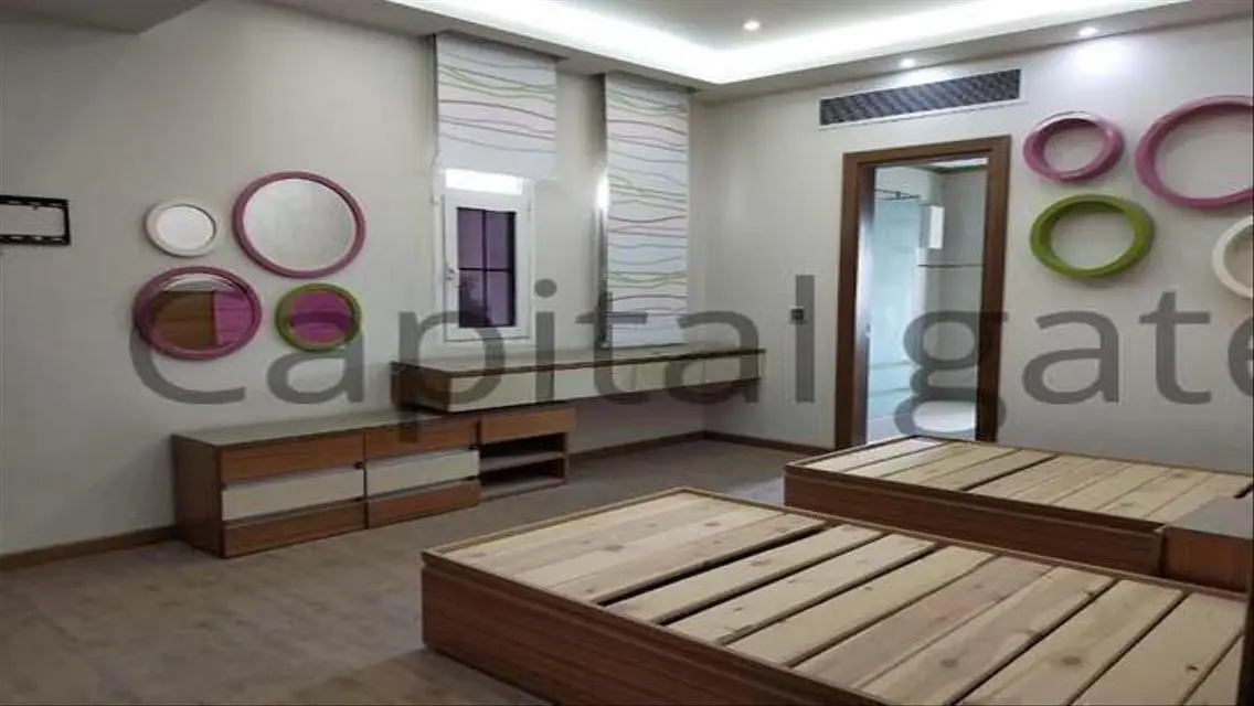 شقة فاخرة بمساحة واسعة مع مرافق متميزة