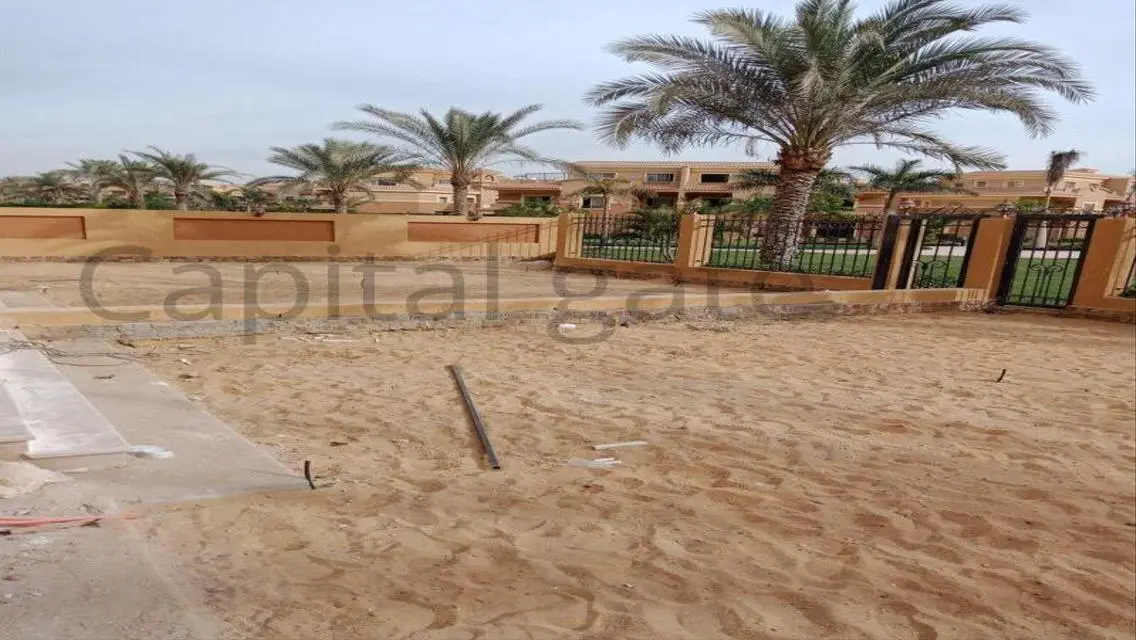 Luxurious Villa with Spacious Area in AUC Point