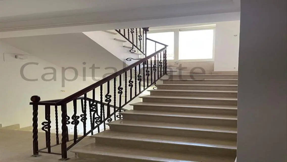Luxury Apartment with 4500 meters of Space in the Heart of the City
