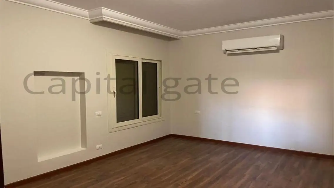 Luxury Apartment with 4500 meters of Space in the Heart of the City