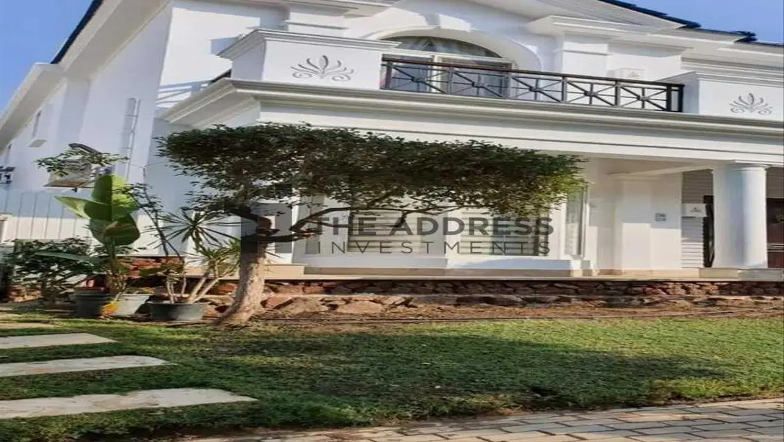 Luxury Villa for Sale with Generous Space in a Prime Location