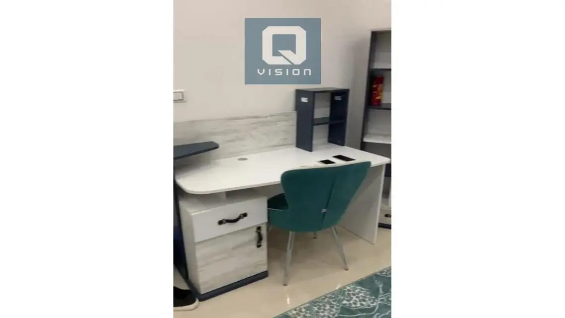 Luxury Apartment with Spacious Layout in the Heart of the City