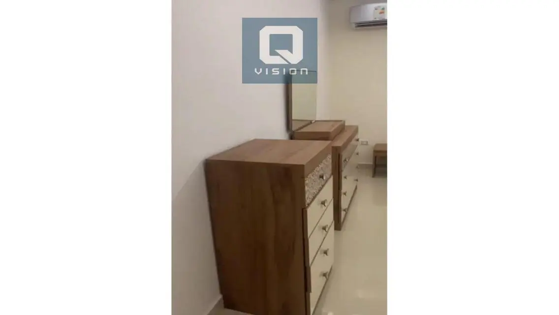 Luxury Apartment with Spacious Layout in the Heart of the City
