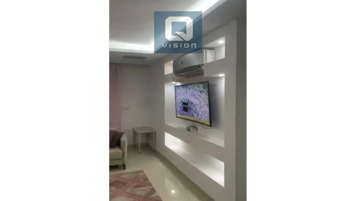 Luxury Apartment with Spacious Layout in the Heart of the City