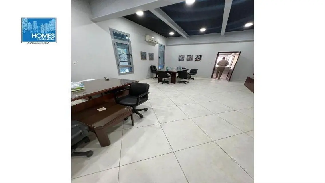 عقار مميز للإيجار بمساحة 800 متر