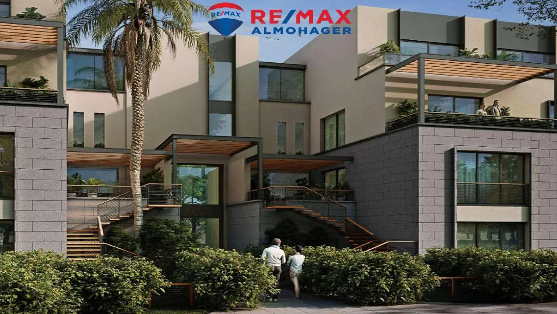 Luxury Apartment with Spacious Layout and Stunning View