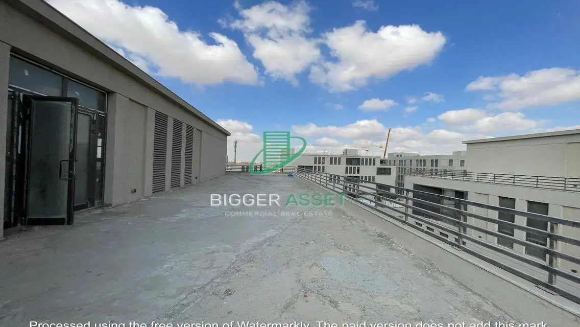 Luxury Apartment in District 5 - Amazing Price