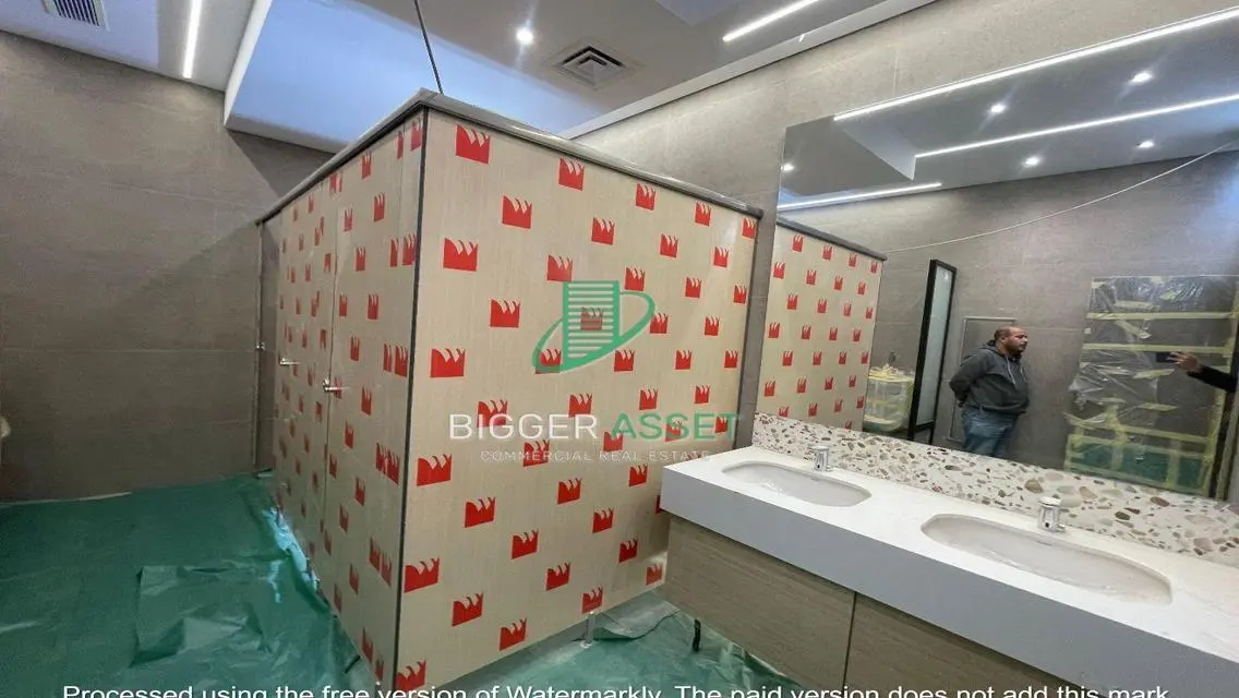 Luxury Apartment in District 5 - Amazing Price
