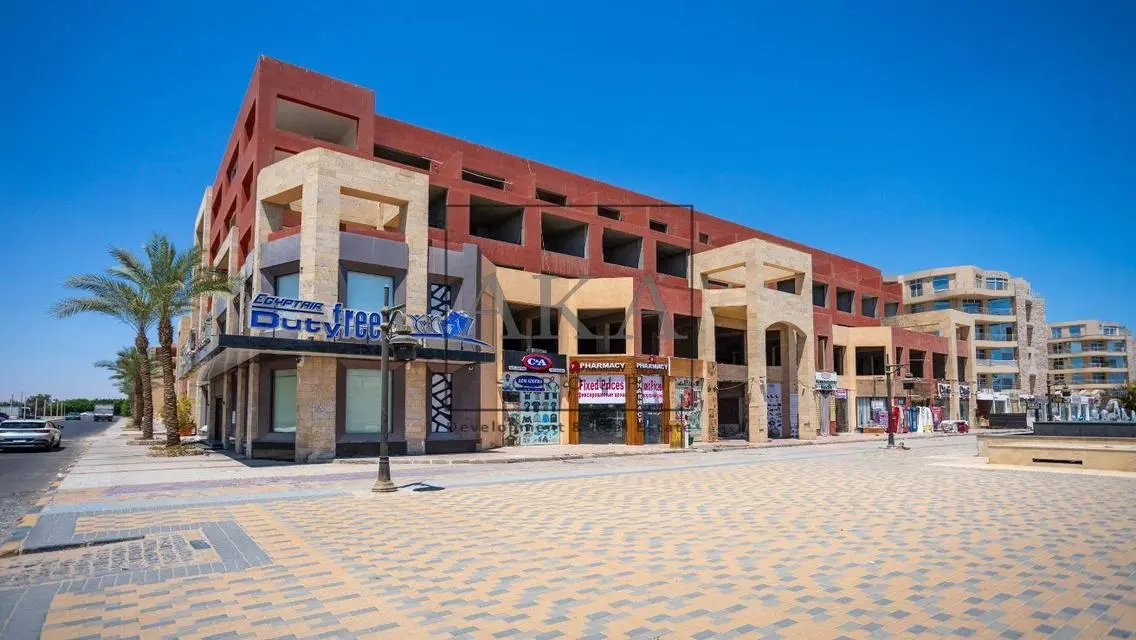 شقة فاخرة مع شرفة ومسبح مشترك