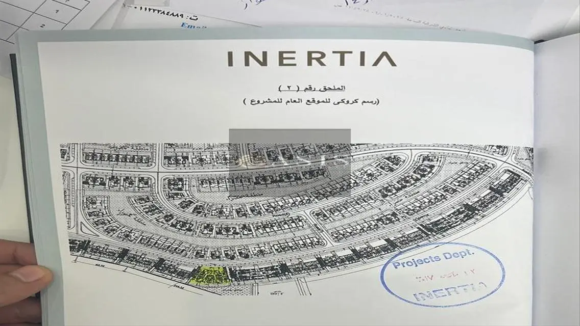 شقة فاخرة مطلة على البحيرة للبيع