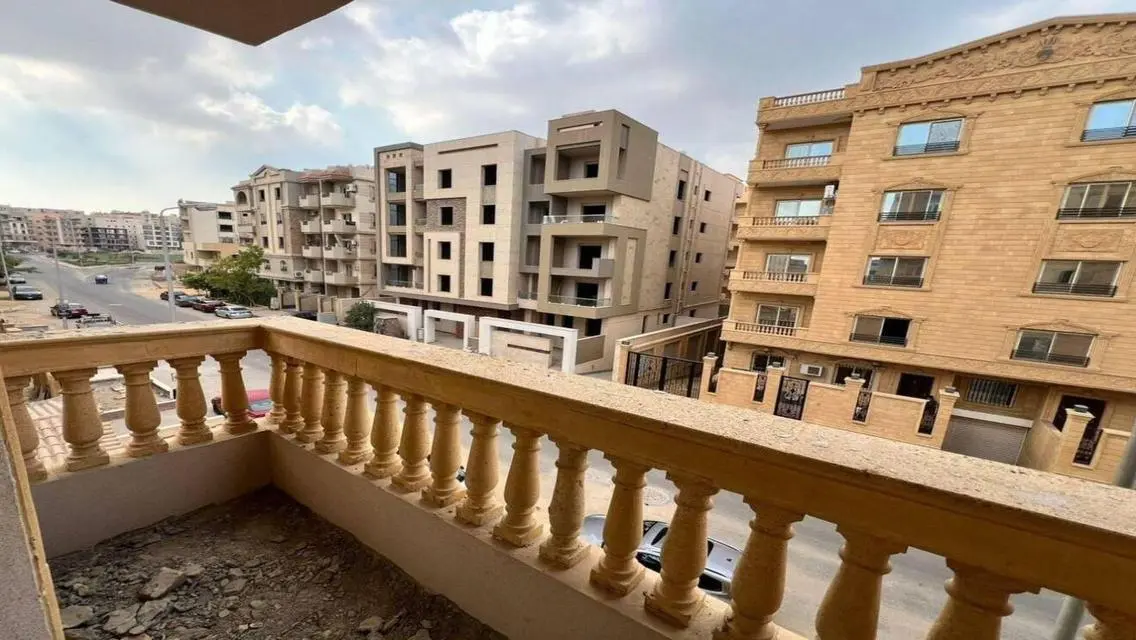 امتلك شقة فاخرة 200 متر في جنوب اللوتس الجديدة