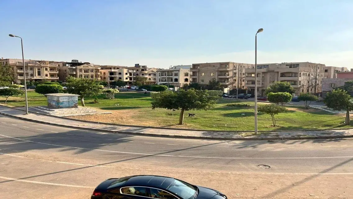 امتلك شقة فاخرة 200 متر في جنوب اللوتس الجديدة