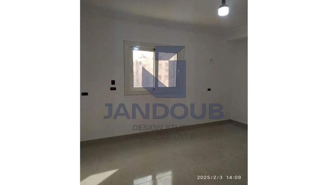 شقة فاخرة للبيع في قلب المدينة