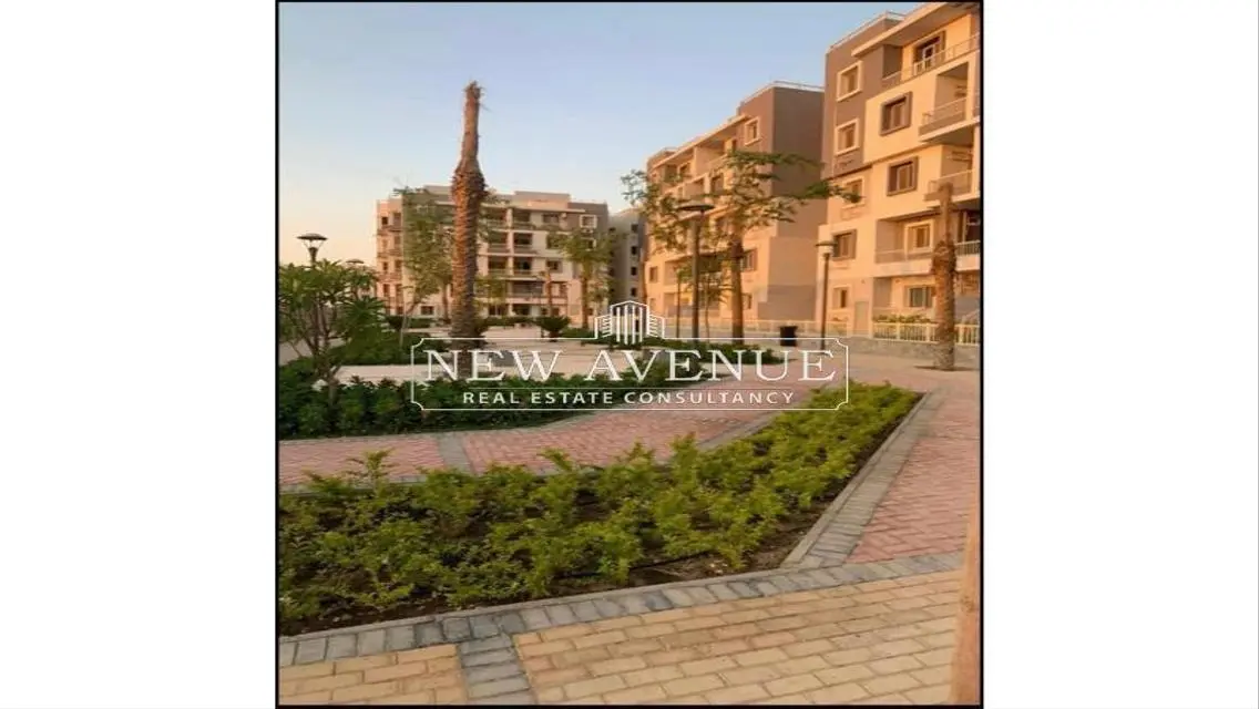 Luxurious Apartment with Spacious Balcony and Private Garden