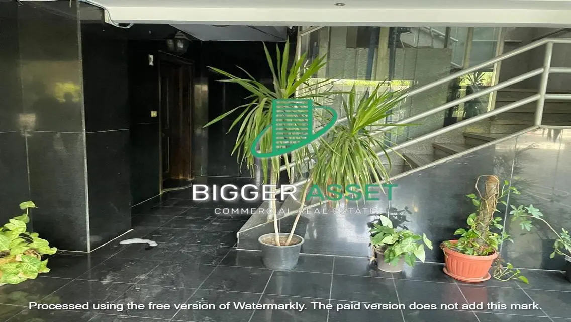 Spacious 250 sqm Apartment for Sale