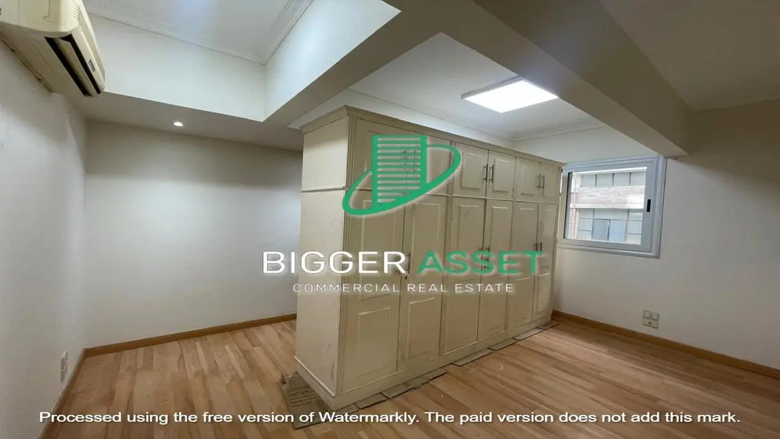 Spacious 250 sqm Apartment for Sale