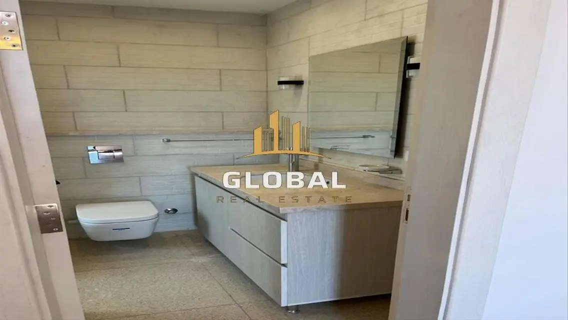 Luxury Apartment for Sale at an Attractive Price