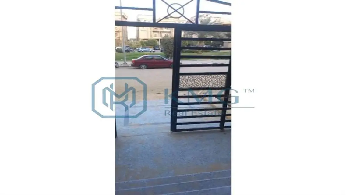 Luxury Apartment for Sale with Spacious Living in the Heart of the City