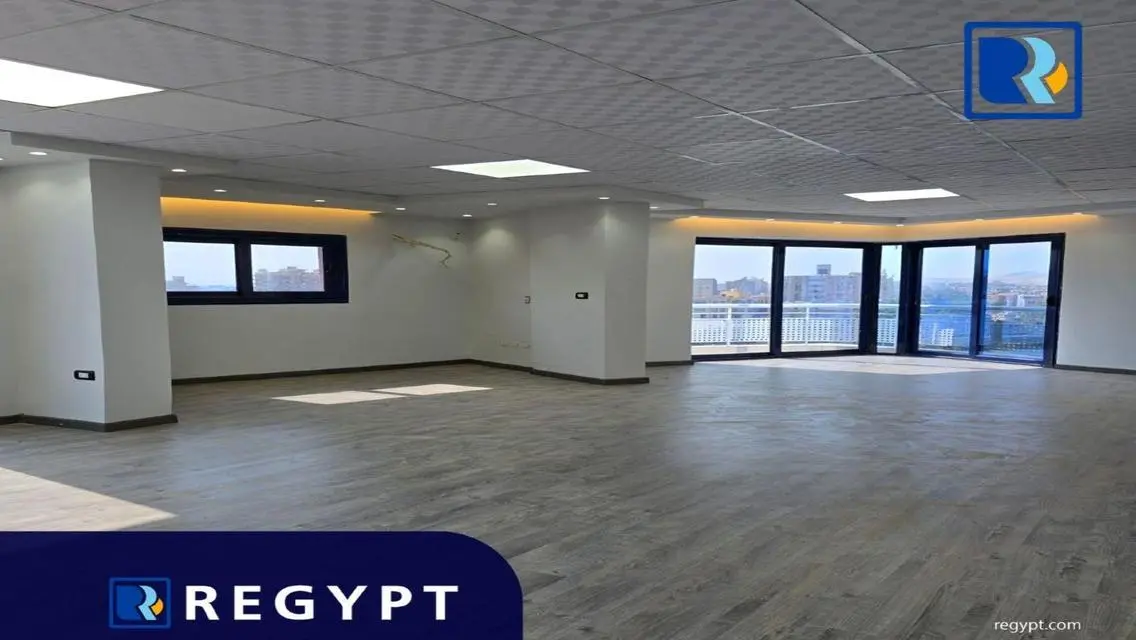 Office for Sale: 300 sqm for 110,000 EGP