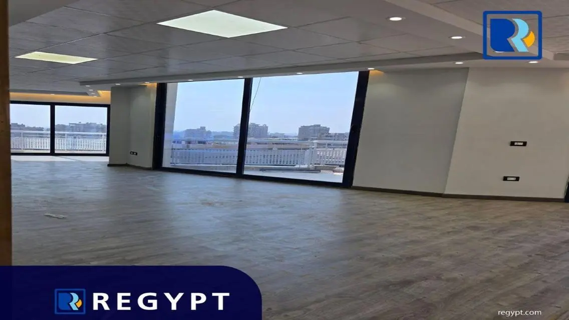 Office for Sale: 300 sqm for 110,000 EGP