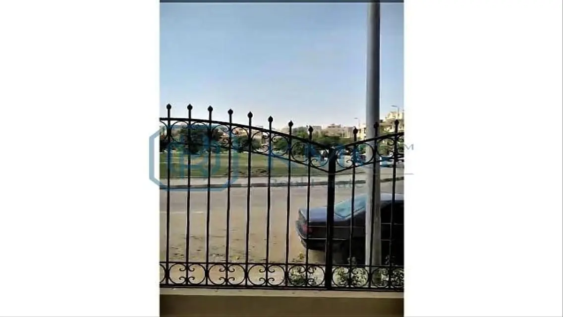 شقة فاخرة 200 متر للبيع في أفضل المناطق