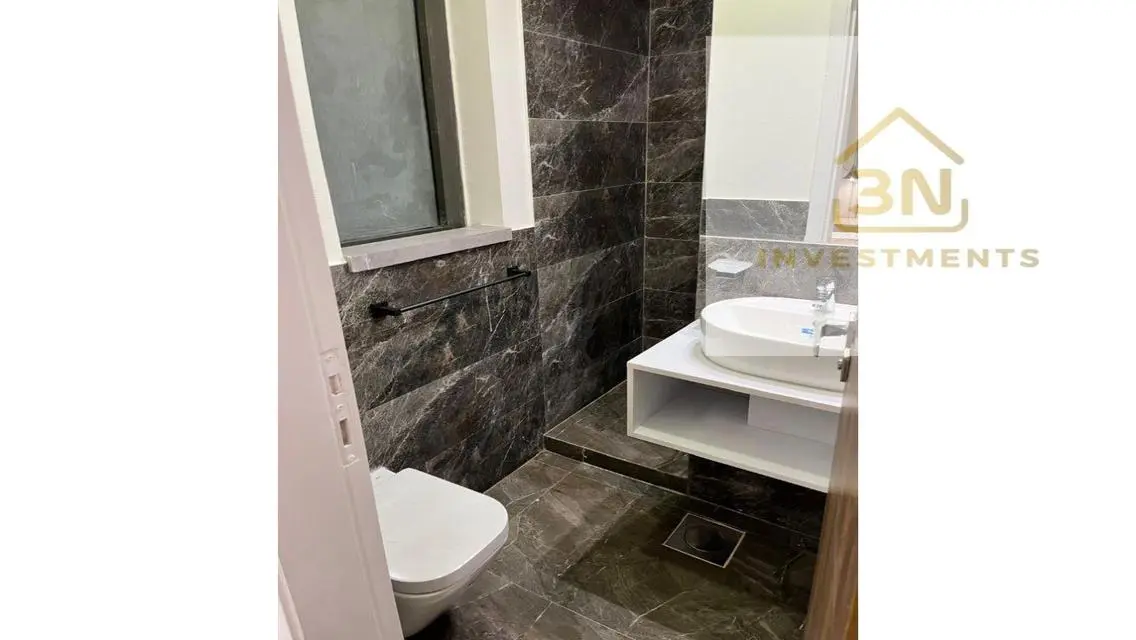 Luxury Apartment with Spacious Living and Premium Amenities