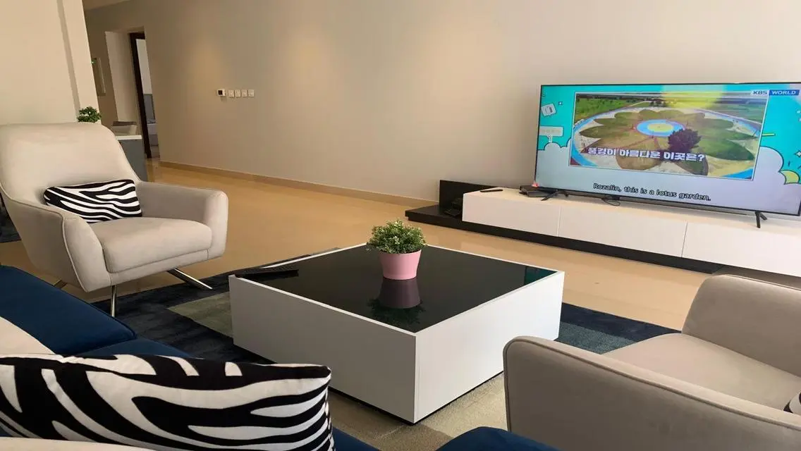 Luxury Apartment in CFC - 150 sqm