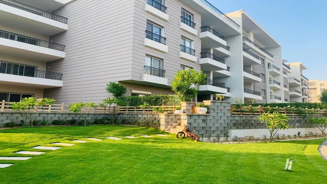 Luxury Apartment in CFC - 150 sqm