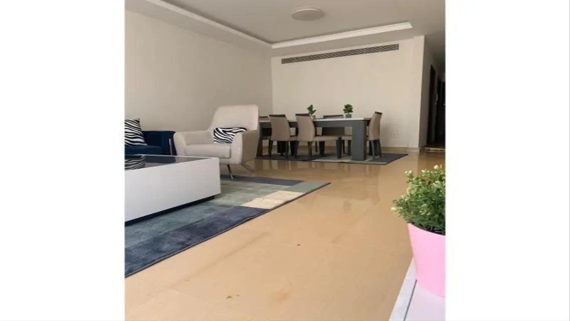Luxury Apartment in CFC - 150 sqm