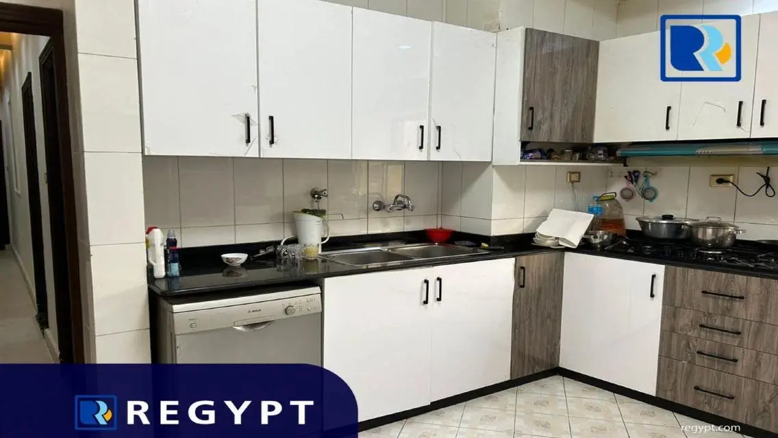 Luxury 320 sqm Apartment with Amazing Features