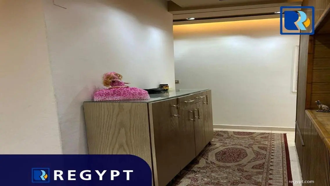 Luxury 320 sqm Apartment with Amazing Features