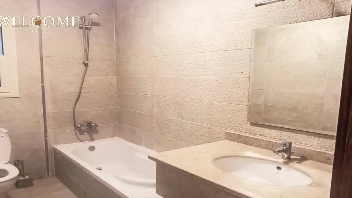 Spacious 4-Bedroom Apartment with Modern Amenities