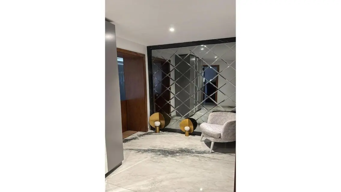 Luxury Apartment for Sale - 239 Meters in a Prime Location