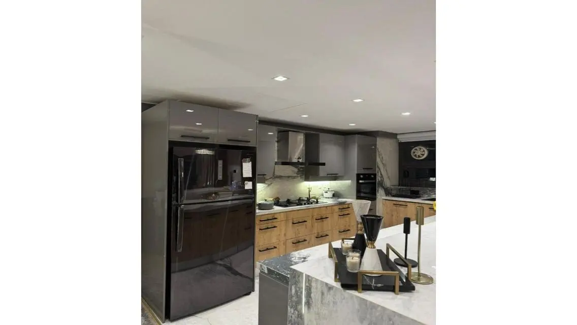 Luxury Apartment for Sale - 239 Meters in a Prime Location