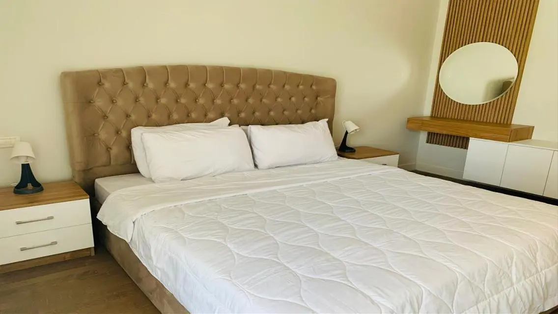 Luxurious Apartment with Full Amenities - 90 Meters in Ideal Location