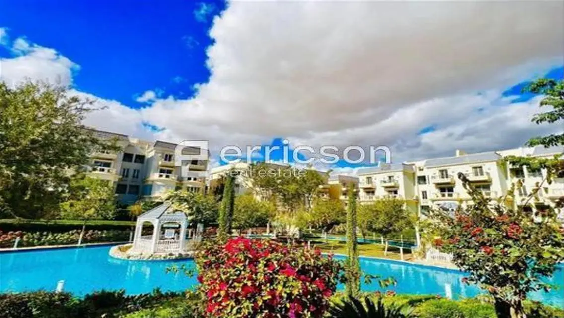 Luxurious Apartment with Lake Views in Prime Location