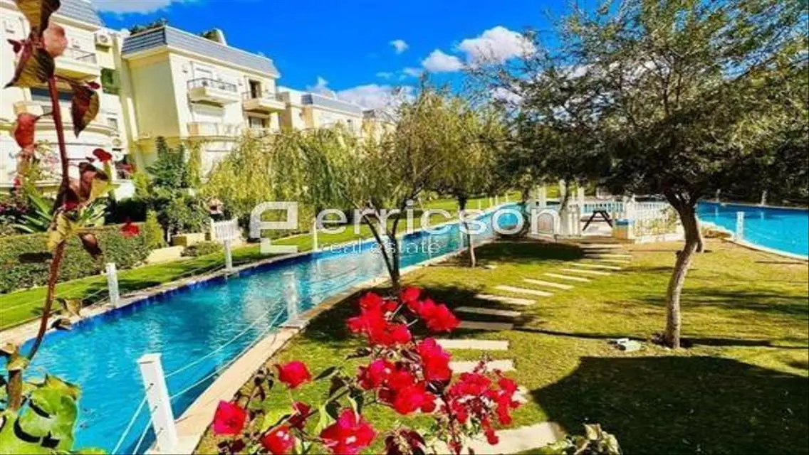 Luxurious Apartment with Lake Views in Prime Location