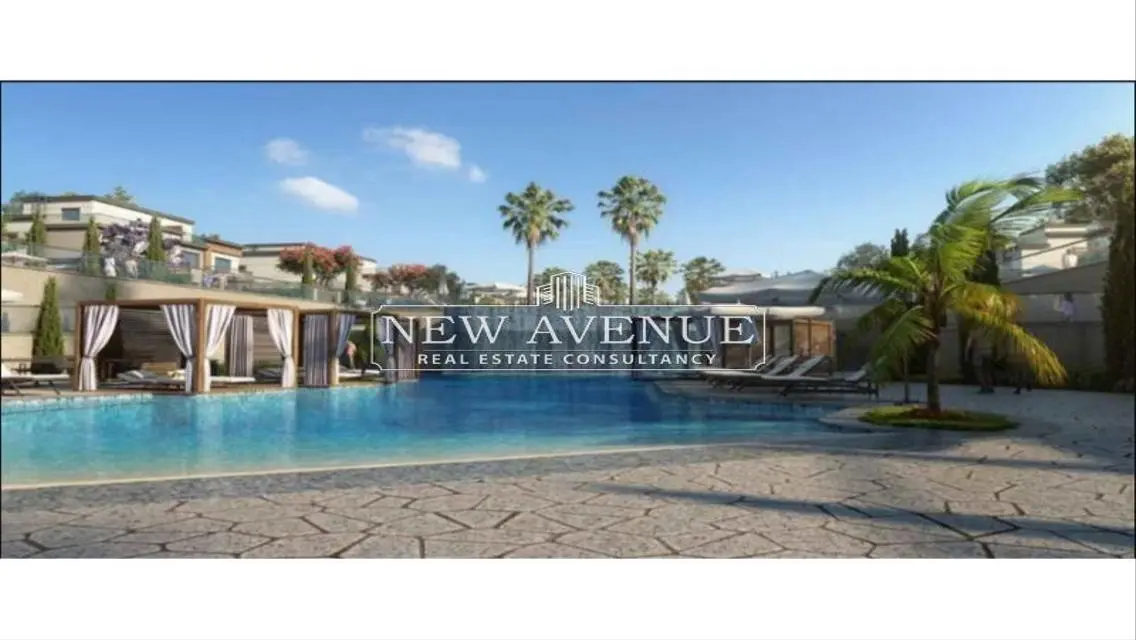 Luxury Apartment with Maid Room and Private Garden