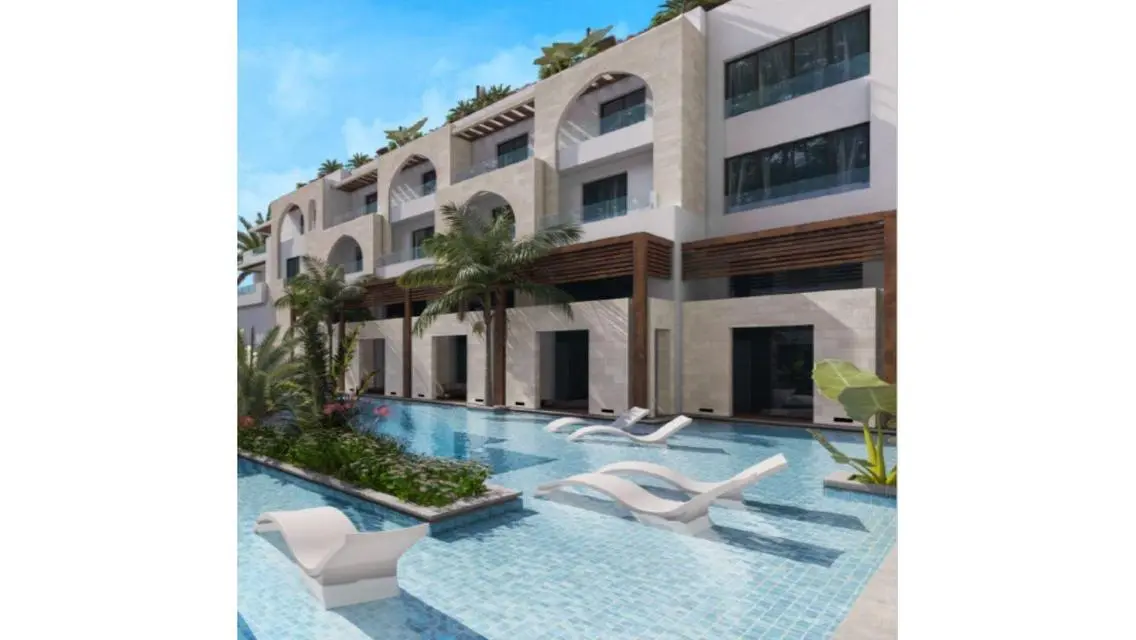 Luxury Villa Overlooking the Lakes at an Attractive Price
