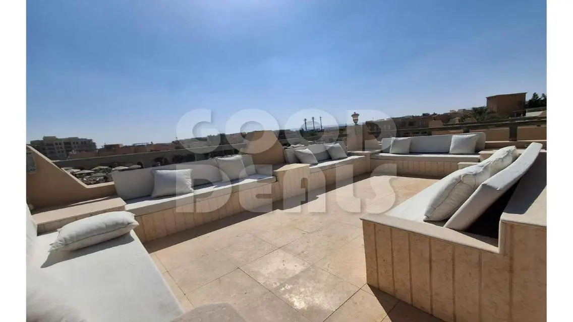 فيلا فاخرة بمساحة 170 متر للبيع