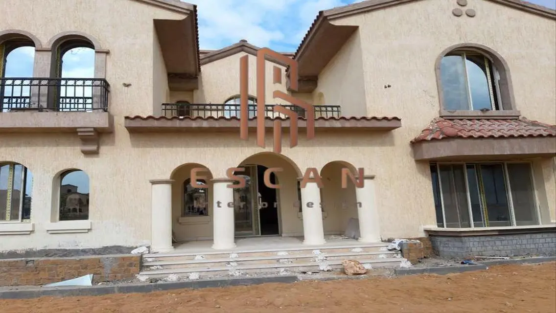 Luxury Apartment for Sale with Private Balcony and Garden