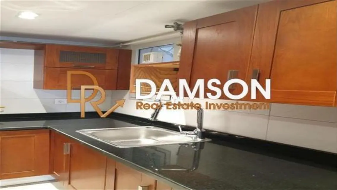 Luxurious Villa Spanning 1700 m² with Premium Amenities