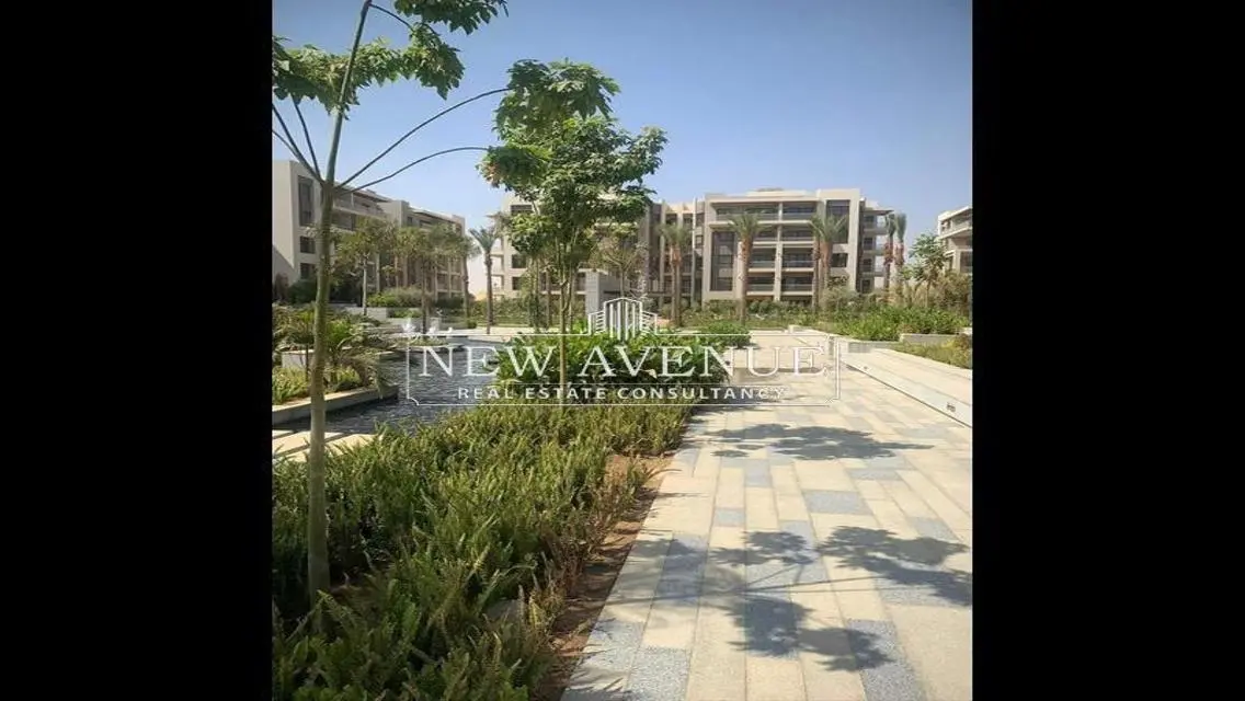 Luxury Apartment with Modern Design and Private Garden