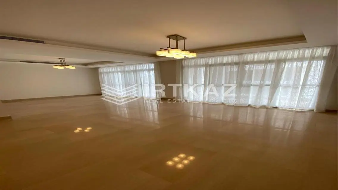 Luxury Villa for Sale with Modern Design