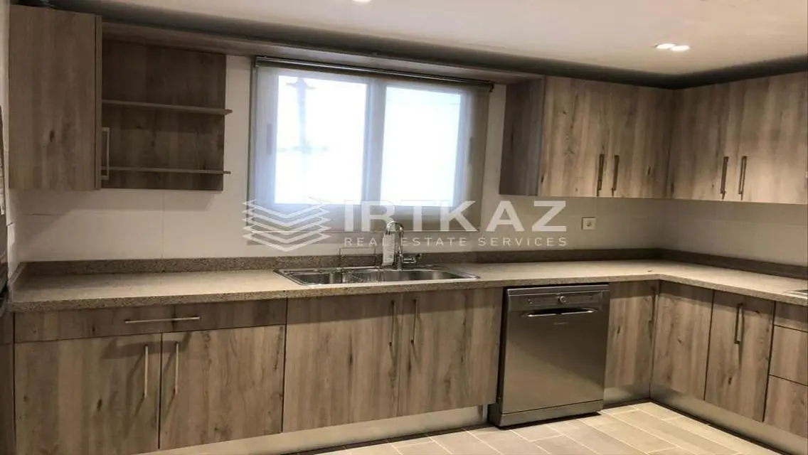 Luxury Villa for Sale with Modern Design